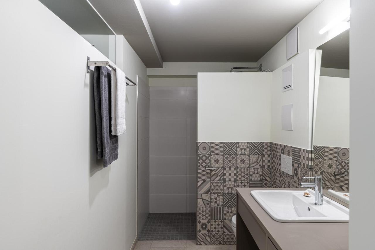 West Apartments 绍恩多夫 外观 照片